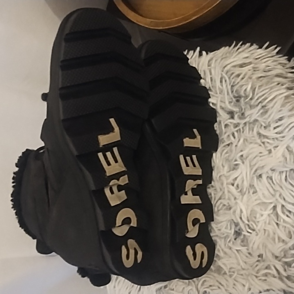 Sorel Black and Gray Winter Boots - Picture 5 of 7